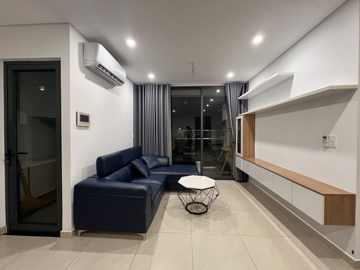 cho-thue-can-ho-2pn-thu-thiem-dragon