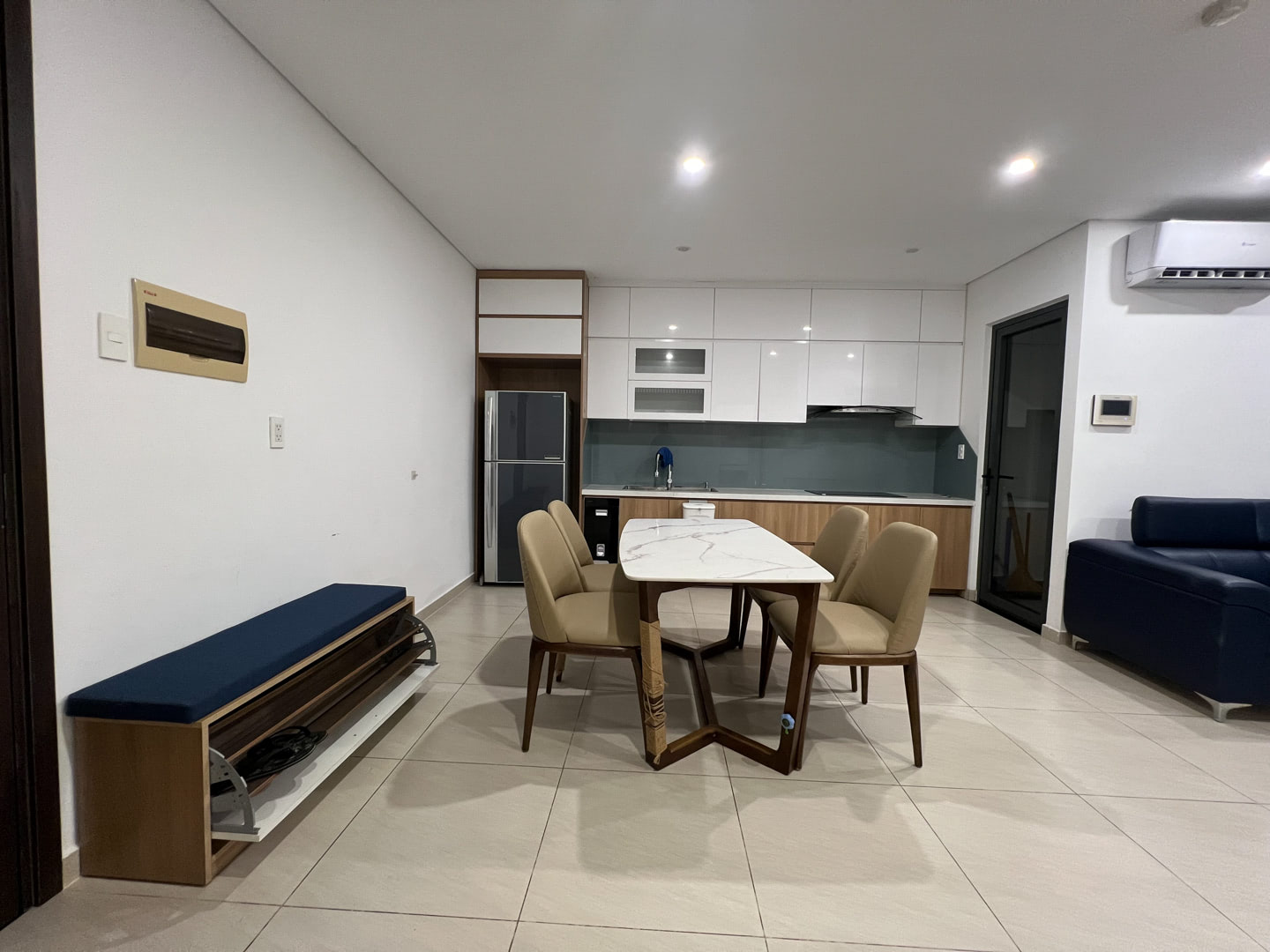 cho-thue-can-ho-2pn-thu-thiem-dragon