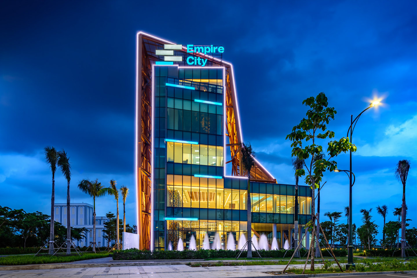 Empire City_Mile Invest_01