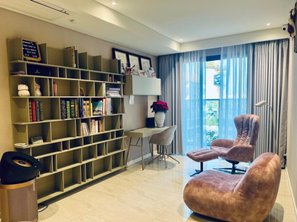 ban-can-ho-2pn-the-opera