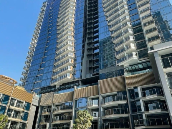 ban-can-ho-2pn-the-opera-thu-thiem