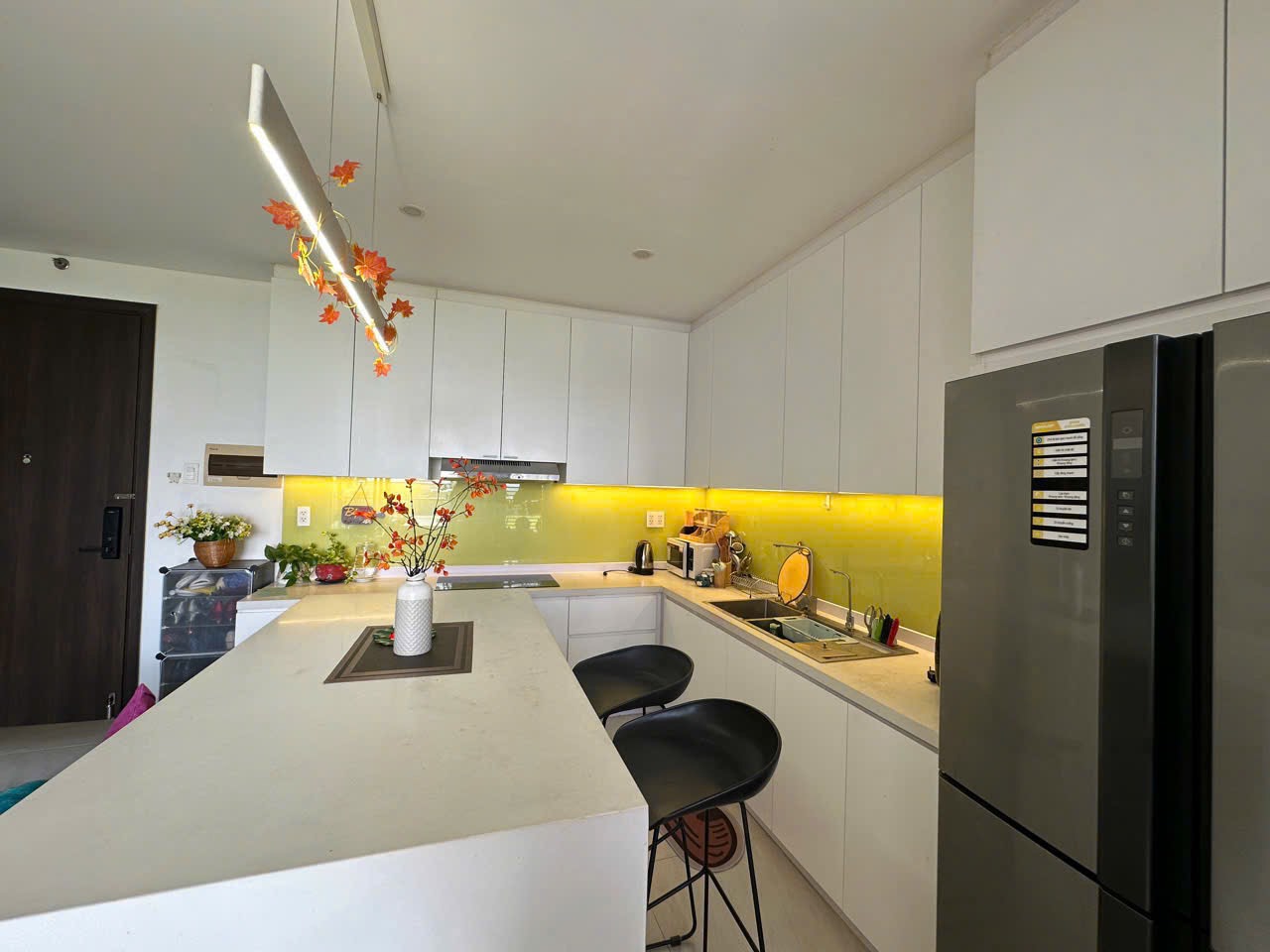 Mile Invest – Beyond Wealth, Toward Legacy cho-thue-can-ho-2pn-thu-thiem-dragon